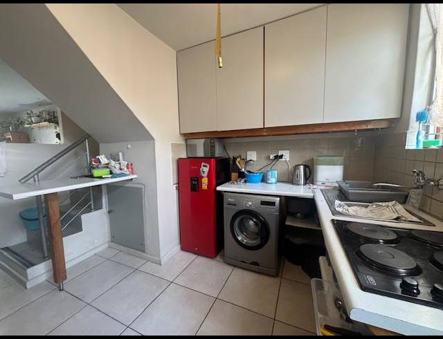 2 BEDROOM HOUSE FOR SALE IN WOODSTOCK